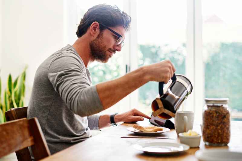 آیا کافئین قهوه می تواند بر سلامت جنسی مردان تأثیر بگذارد؟ | آرت کافی
