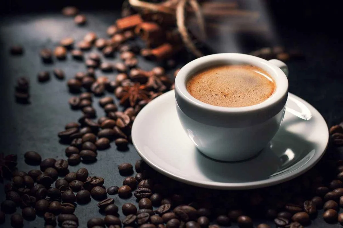 آیا اسپرسو کافئین بیشتری نسبت به قهوه دارد؟
